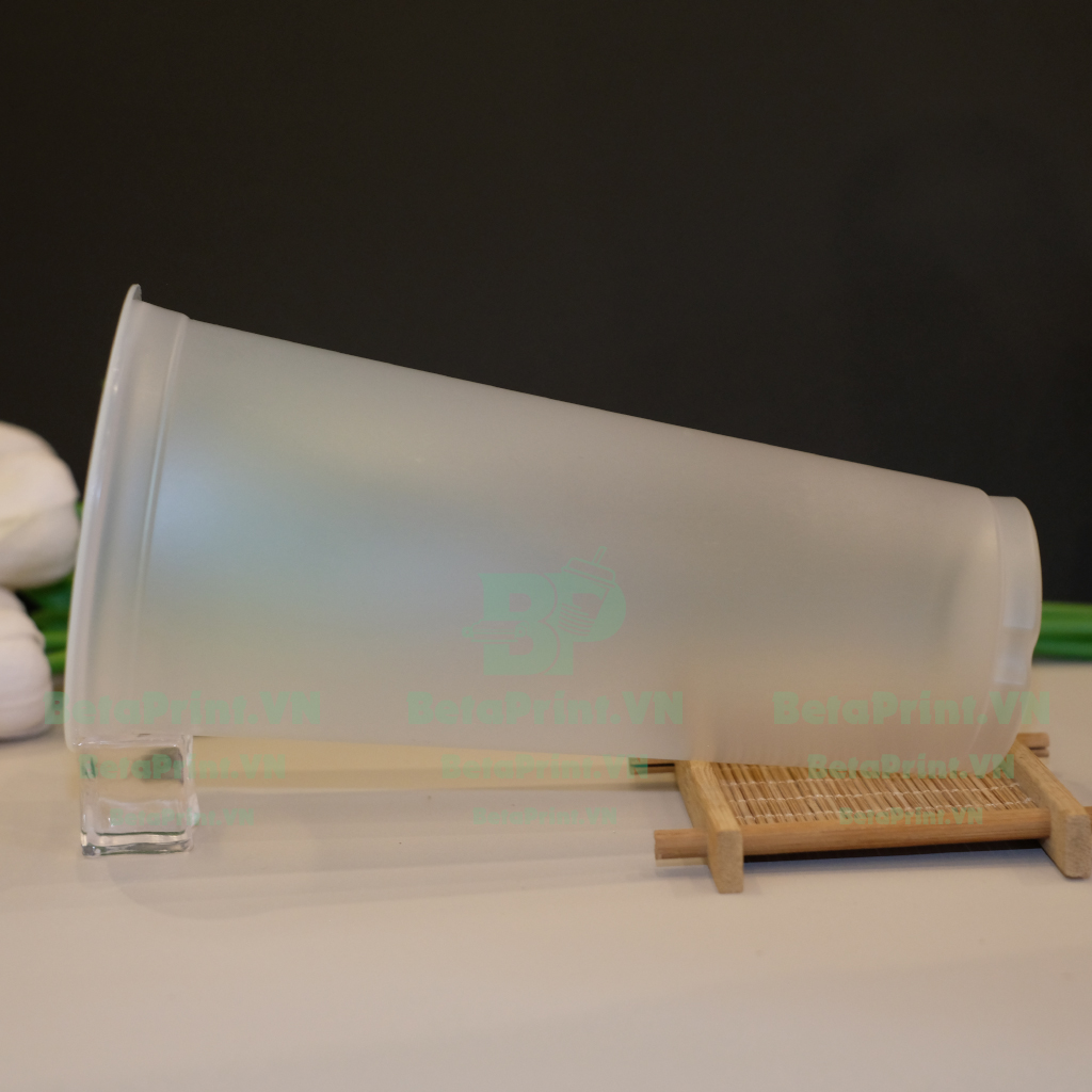 Ly nhựa trơn TIM MỜ 700 ml - UKP 3